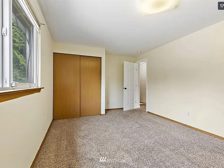 Side Bedroom w/ Closet.