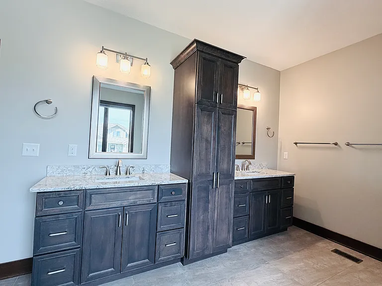 2961 Valley Stream Dr — Photo 18