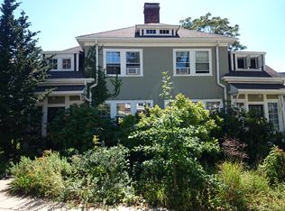 37 Kirkwood Rd, Brighton, MA 02135