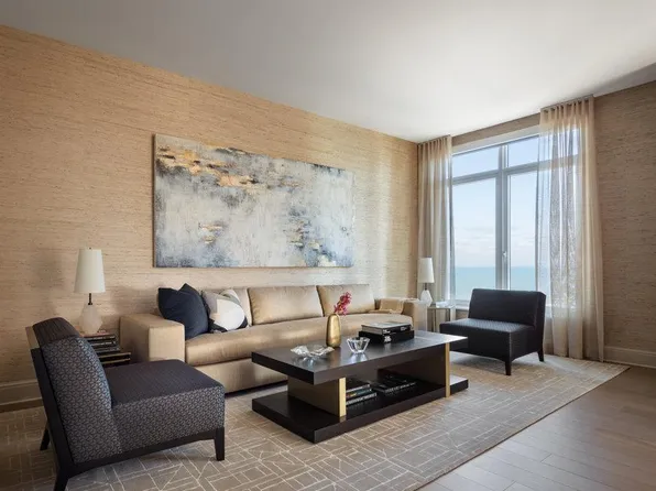 530 N Lake Shore Dr, Chicago, IL 60611