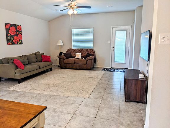 4th image of 2524 Bargello St