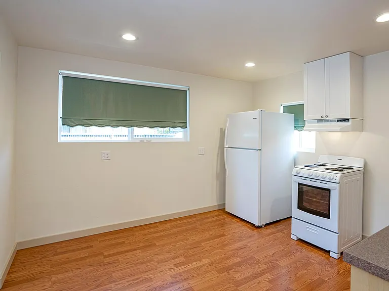 4514 N 12th St #B — Photo 9