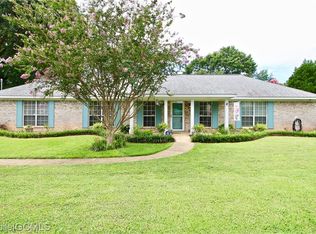 7025 Gran Forest Dr, Irvington, AL 36544
