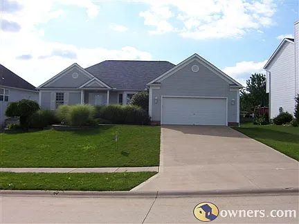 568 Breiton Cir photo 1