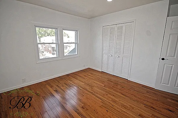 Sold by Bergen Basin Real Estate | media 9