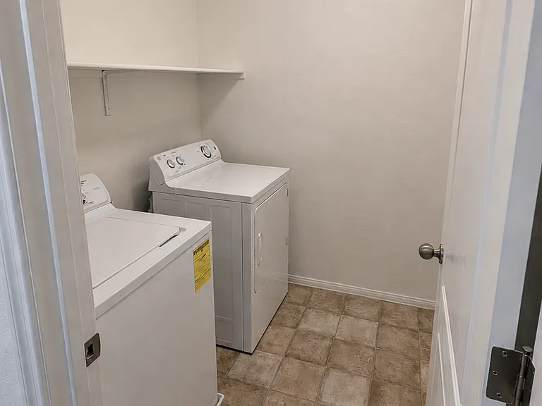 4516 Heaven Delight Ct — Photo 7
