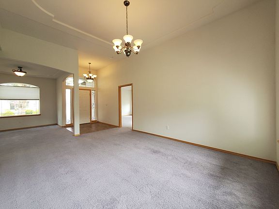 5th image of 264 Thyme Cir