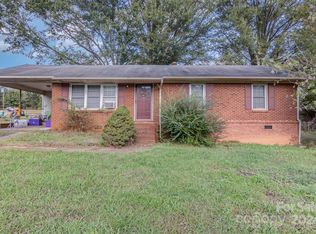 1108 Lower Dallas Hwy, Dallas, NC 28034
