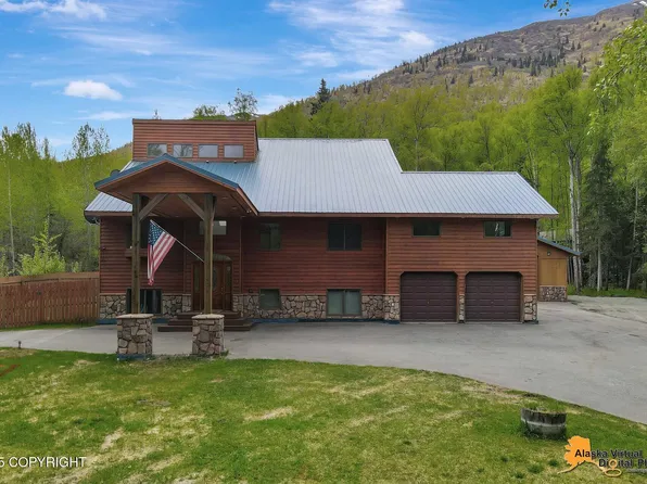 21016 River Park Dr, Eagle River, AK 99577