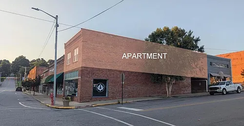 930 C St Photo 1