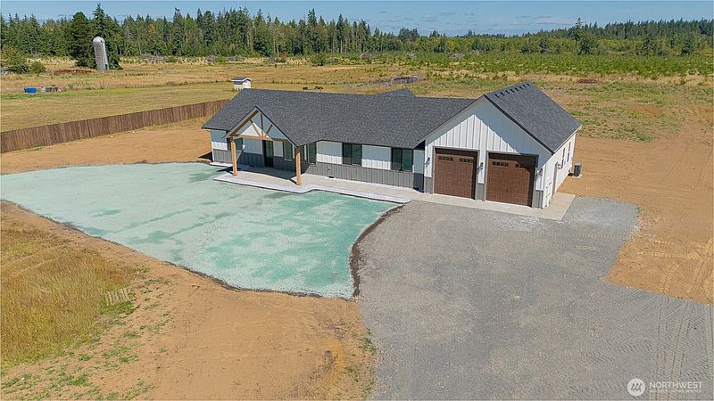 2nd image of 457 Antrim Road