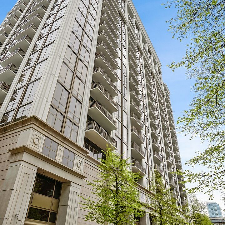 1st image of 1335 S Prairie Ave Unit 1606