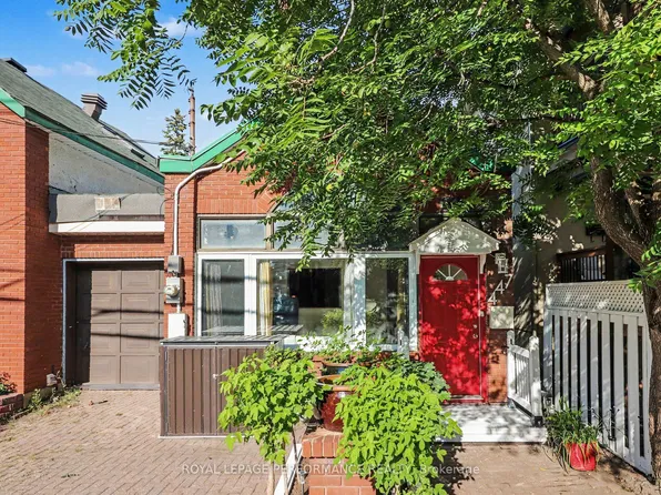 447 Hilson Ave, Ottawa, ON K1Z 6C2