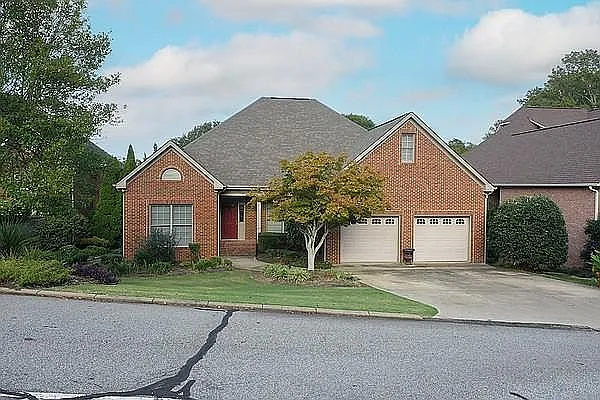 112 Reedy Cove Ln — Photo 1