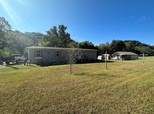 8901 Summer Shade Rd, Willow Shade, KY 42166