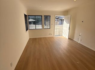 1543 11th St APT D, Santa Monica, CA 90401
