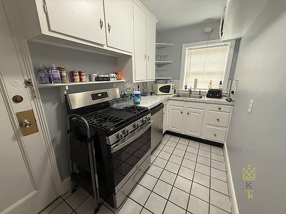 5th image of 312 Washington St #3-1