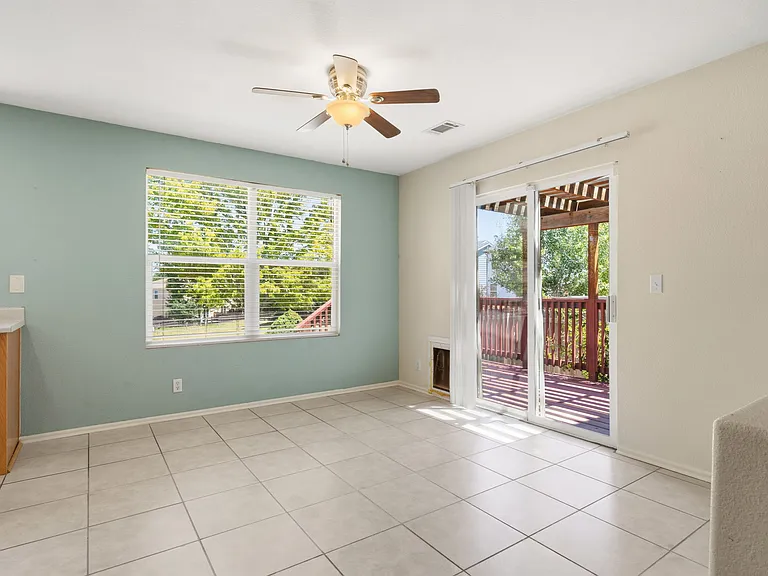 11114 York Way — Photo 9