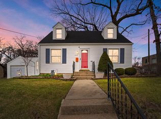 442 Blaine Ave, Racine, WI 53405