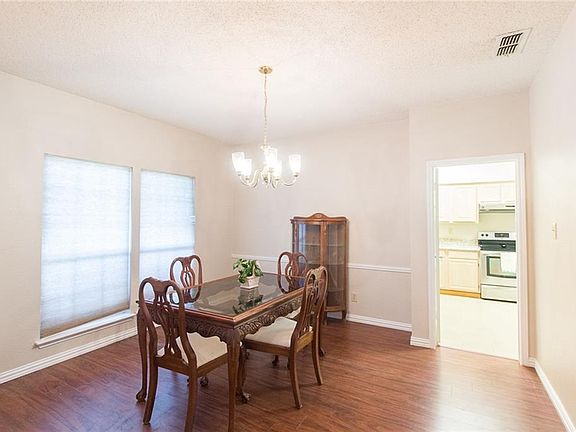 5th image of 1620 Caplin Dr