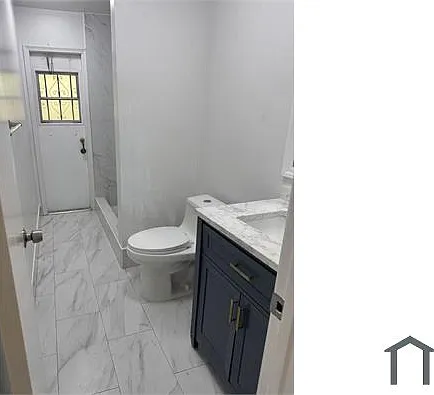 11651 NW 37th Pl — Photo 15