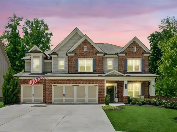 4972 Park Vale Dr, Sugar Hill, GA 30518