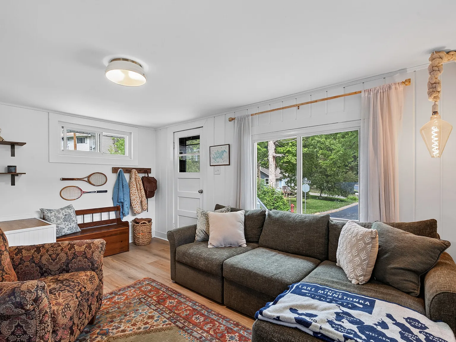 1 bed, 745 sqft, $3,000 — Photo 4