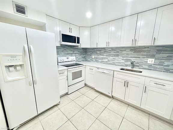 20221126024555871568000000-o