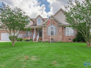 207 Misty Cove Ct, New Market, AL 35761