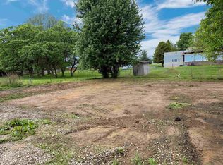 116 Ashland Dr, South Point, OH 45680