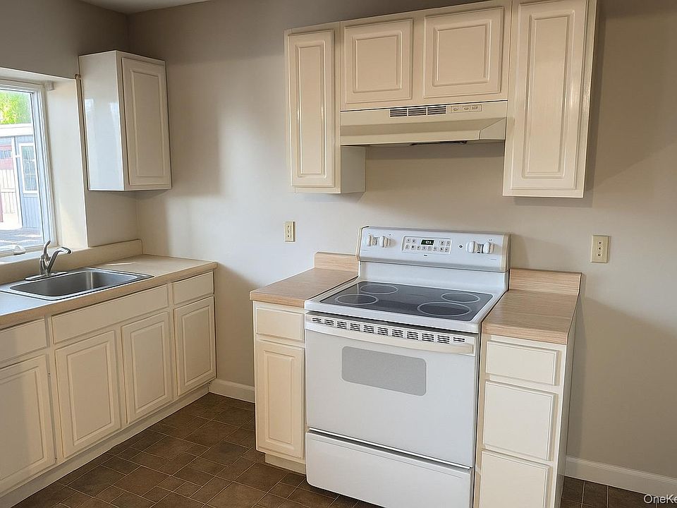 2nd image of 224 Walsh Ave