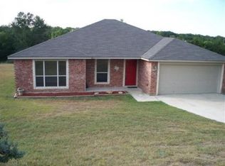 5 Chris St, Lampasas, TX 76550