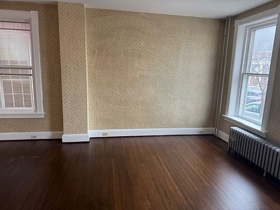 5th image of 134 E Washington St #134