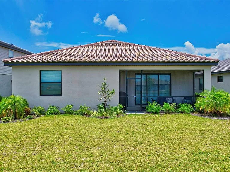 5409 Coral Reef Way — Photo 29