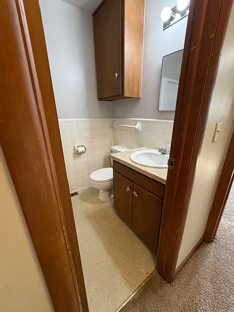3 bed, 1.5 bath, 850 sqft, $1,250 — Photo 2