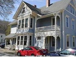 2nd image of 424 Pleasant St