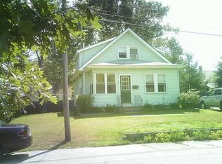 40 Alabama Ave, Warwick, RI 02888