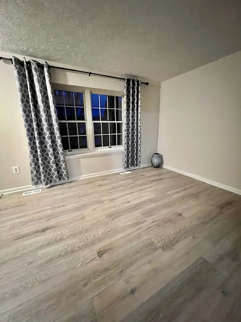 Building Photo - 6627 Haydown Ct