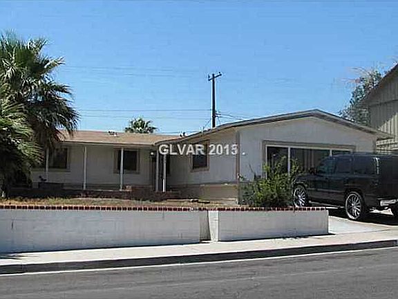 2nd image of 3021 Merritt Ave