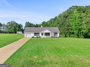 353 John Trammell Rd, Grantville, GA 30220