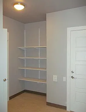 1137 Montana St — Photo 4