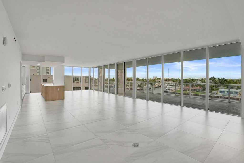 407 N Riverside Drive #401, photo 4