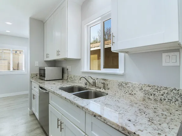 Ellis Street Duplex, 77-79 E Ellis St #7508941AC, Long Beach, CA 90805