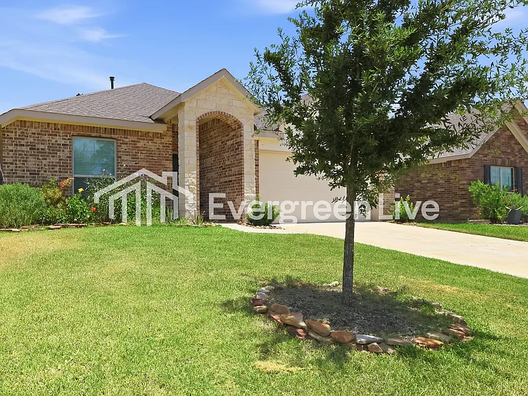 119 Southern Red Oak Ln — Photo 2
