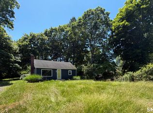 69 Garnet Park Rd, Madison, CT 06443
