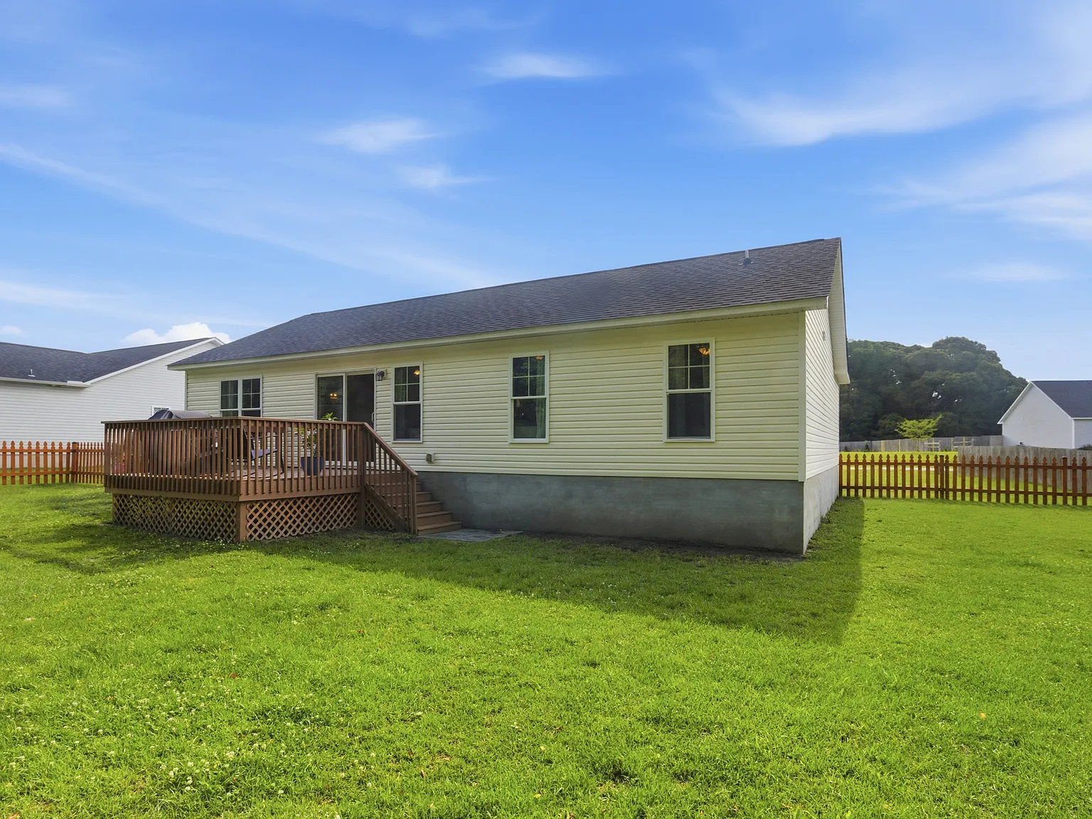 211 North Windy Ridge Road - 1 — Photo 4