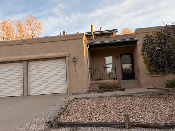 5208 Camino Sandia NE #5208