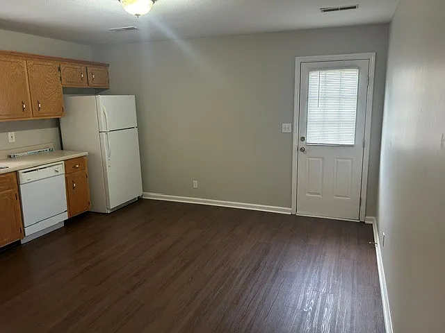 288 Executive Ave #A — Photo 6