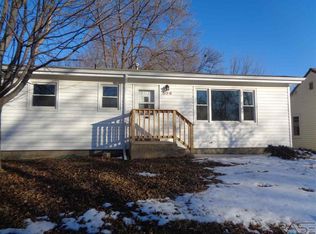 506 S Willow Ave, Sioux Falls, SD 57104