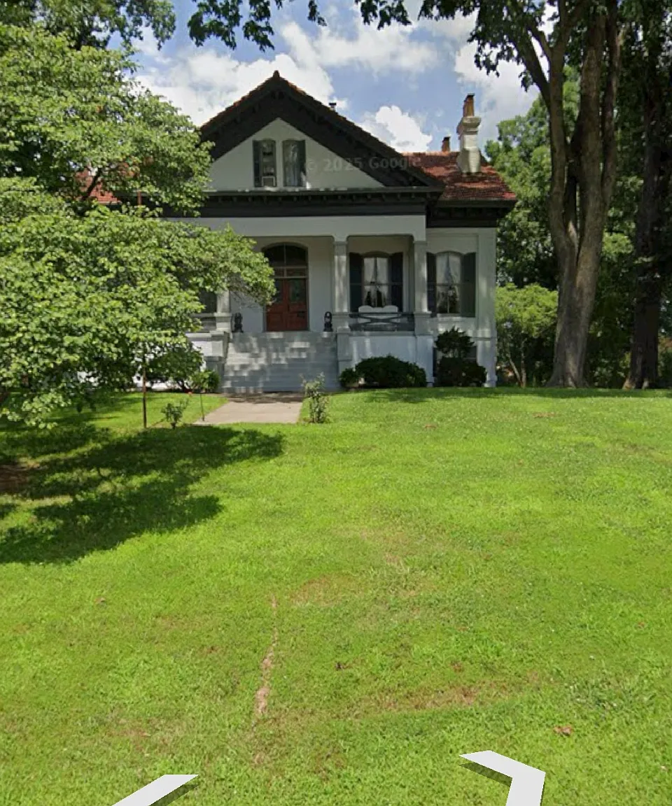5 bed, 5096 sqft, $2,000 — Photo 4